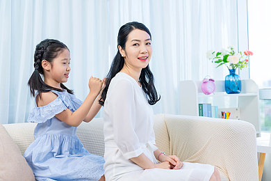 李梓熙被摄影师Sm梱绑,模特拍摄现场惊魂一刻 知名艺人遭摄影师非法拘禁-2