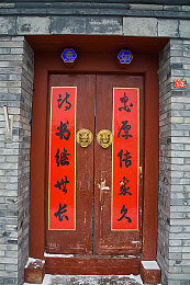 二十多岁可以用精华液吗｜游戏角色美颜秘籍：二十多岁精华液，肌肤水润升级-2